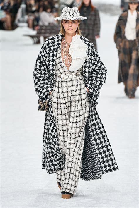 who designs chanel runways|fashionable Chanel sets.